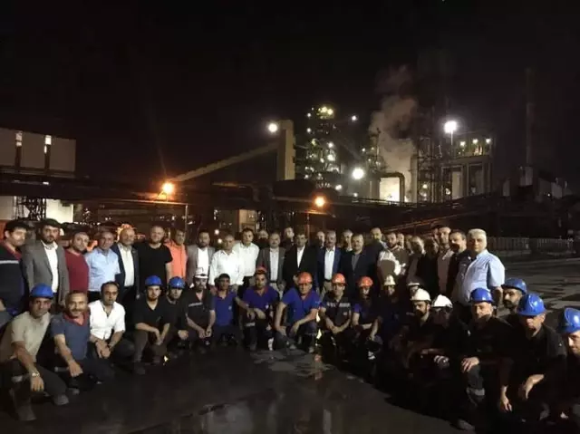 Ak Partili Adaylar Kardemir'de Sahur Yaptı