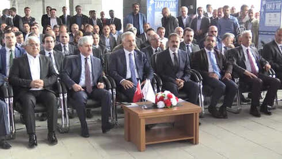 Bakan Arslan: 'Tebriz-Van Arasındaki Tren ile Yolcu Taşımacılığına 18 Haziran'da Başlıyoruz'