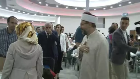 Diyanet İşleri Başkanı Prof. Dr. Ali Erbaş: 'Birileri Fitne Sokarak Bu Birliği ve Beraberliği... Diyanet İşleri Başkanı Prof. Dr. Ali Erbaş: 'Birileri Fitne Sokarak Bu Birliği ve Beraberliği...