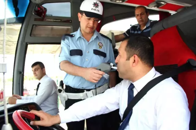 Emniyetten Otobüslere Bayram Denetimi