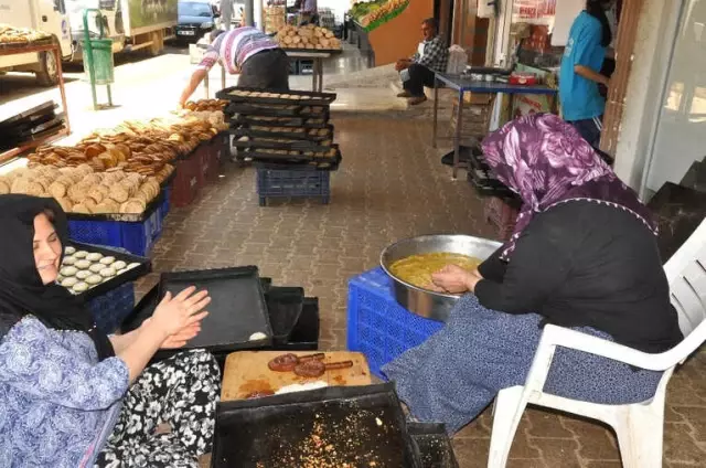 Gaziantep'te Bayram Tutkusu 'Kömbe' Gaziantep'te Bayram Tutkusu 'Kömbe'