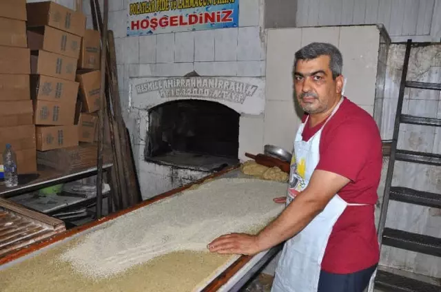 Gaziantep'te Bayram Tutkusu 'Kömbe' Gaziantep'te Bayram Tutkusu 'Kömbe'
