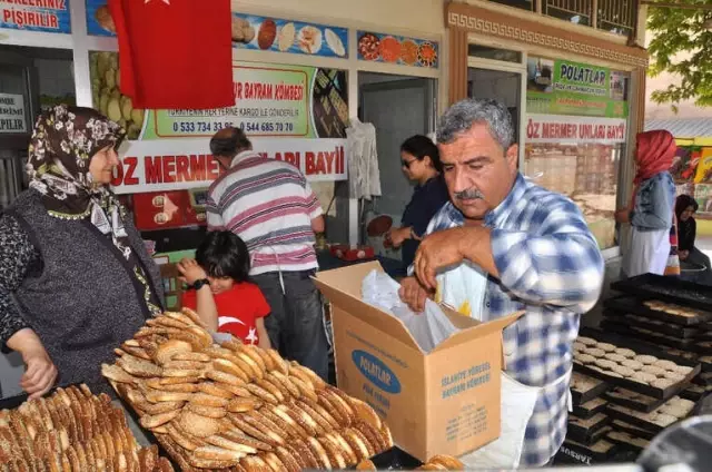 Gaziantep'te Bayram Tutkusu 'Kömbe' Gaziantep'te Bayram Tutkusu 'Kömbe'