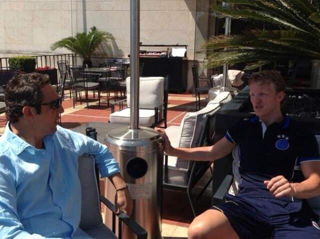 Hollandalı Yıldız Dirk Kuyt, Fenerbahçe'ye Yardımcı Hoca Olabilir