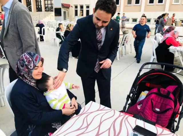 İshak Gazel, Simav'da Halk İftarı Programına Katıldı İshak Gazel, Simav'da Halk İftarı Programına Katıldı