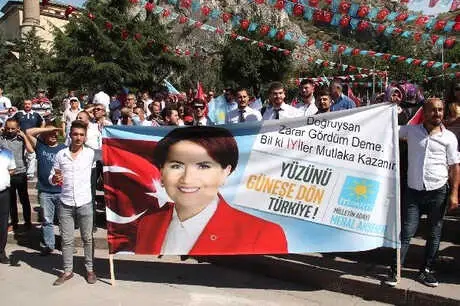 Meral Akşener: Erdoğan'ın Beka Sorunu Var (3)