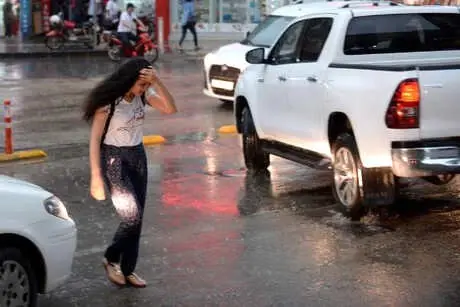 Mersin'de Sağanak