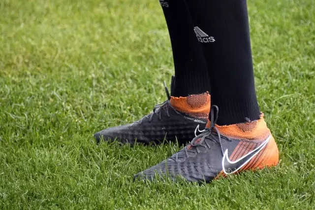 Nike: Ambargolar Nedeniyle İran Milli Takımı'na Krampon Vermeyeceğiz