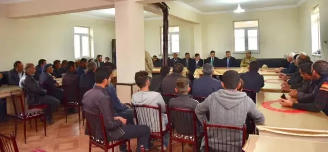 Vali Elban, Eleşkirt'te İftar Programına Katıldı
