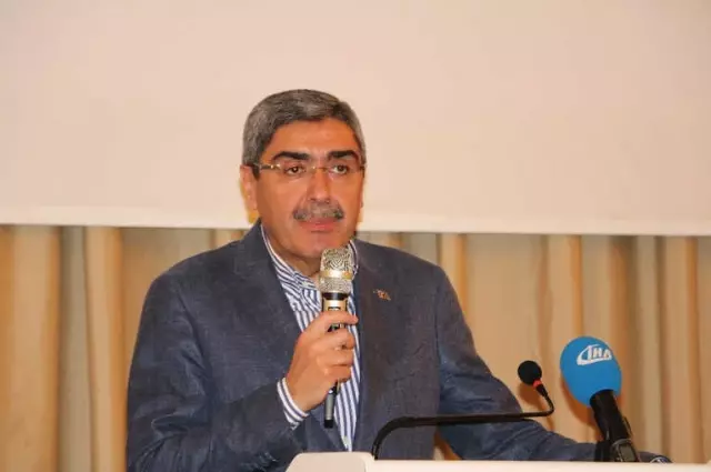 Adalet Bakanı Gül'den Suruç Açıklaması Adalet Bakanı Gül'den Suruç Açıklaması