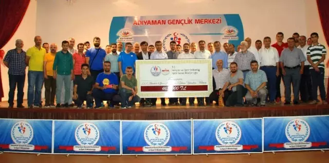 Adıyaman'da 111 Amatör Kulübe Nakdi Yardım