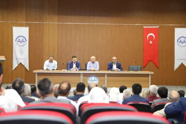Yaman Muhtarlarla Bir Araya Geldi