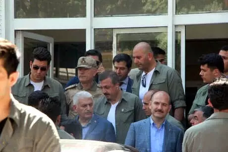 3 Kişinin Öldüğü Suruç'ta, İncelemeler Tamamlandı (5) 3 Kişinin Öldüğü Suruç'ta, İncelemeler Tamamlandı (5)