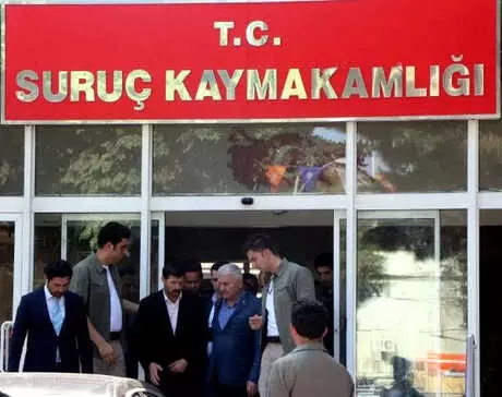 3 Kişinin Öldüğü Suruç'ta, İncelemeler Tamamlandı (5) 3 Kişinin Öldüğü Suruç'ta, İncelemeler Tamamlandı (5)