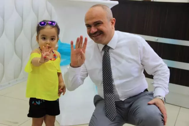 AK Parti'li Baybatur: 'Kefenimizi Giyerek Yola Çıktık' AK Parti'li Baybatur: 'Kefenimizi Giyerek Yola Çıktık'