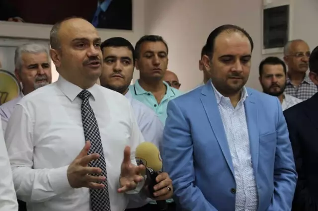 AK Parti'li Baybatur: 'Kefenimizi Giyerek Yola Çıktık' AK Parti'li Baybatur: 'Kefenimizi Giyerek Yola Çıktık'