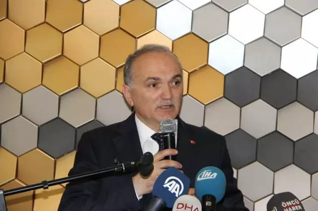 Bakan Özlü, Suruç'taki Hain Saldırıyı Kınadı Bakan Özlü, Suruç'taki Hain Saldırıyı Kınadı