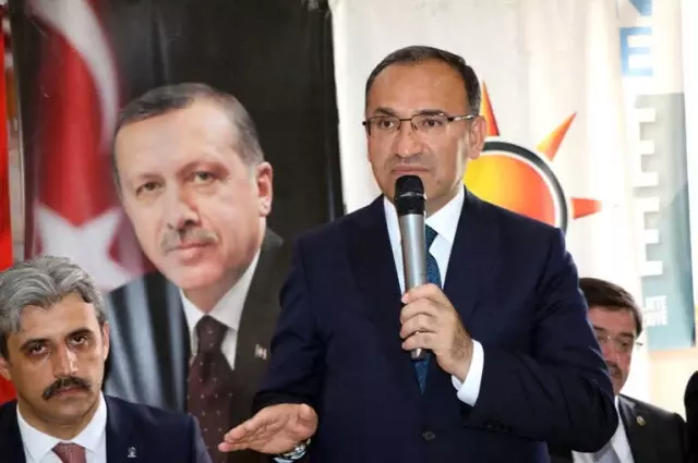 Başbakan Yardımcısı Bozdağ, 'Saldırıya Katılanlar Hesabını Verecek' Başbakan Yardımcısı Bozdağ, 'Saldırıya Katılanlar Hesabını Verecek'