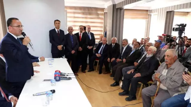 Başbakan Yardımcısı Bozdağ, 'Saldırıya Katılanlar Hesabını Verecek' Başbakan Yardımcısı Bozdağ, 'Saldırıya Katılanlar Hesabını Verecek'