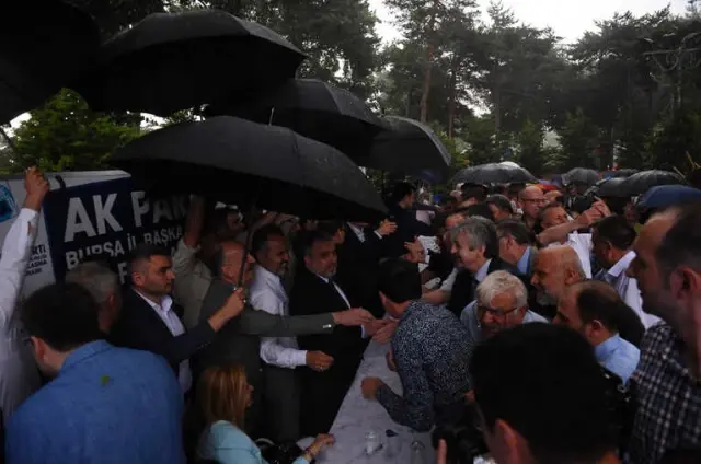 Başbakan Yardımcısı Hakan Çavuşoğlu: 'Nerede Varsalar Bunları Temizleyeceğiz' Başbakan Yardımcısı Hakan Çavuşoğlu: 'Nerede Varsalar Bunları Temizleyeceğiz'