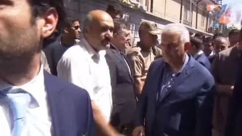 Başbakan Yıldırım'dan Provokasyon Uyarısı: 'Bu Hassas Günlerde Tahriklere Asla İtibar Etmemeli,... Başbakan Yıldırım'dan Provokasyon Uyarısı: 'Bu Hassas Günlerde Tahriklere Asla İtibar Etmemeli,...