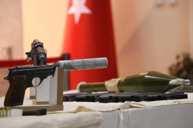 Diyarbakır'da Suikast Hazırlığındaki 5 Terörist Yakalandı