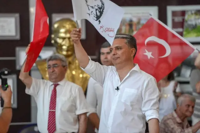 Muratpaşa Belediyesi'nde Gençlik Orkestrasından Flash Mob