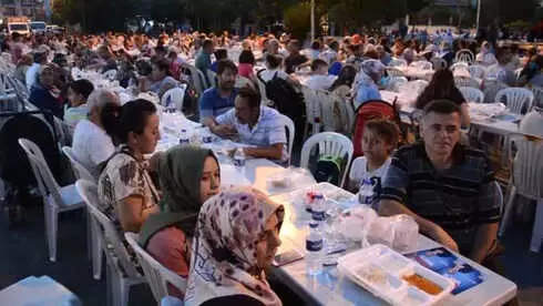 Suruç'ta Ak Partililere Yönelik Saldırı - AK Parti Genel Başkan Yardımcısı Dağ Suruç'ta Ak Partililere Yönelik Saldırı - AK Parti Genel Başkan Yardımcısı Dağ