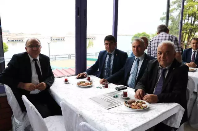 Zonguldak'ta Protokol Bayramlaştı Zonguldak'ta Protokol Bayramlaştı