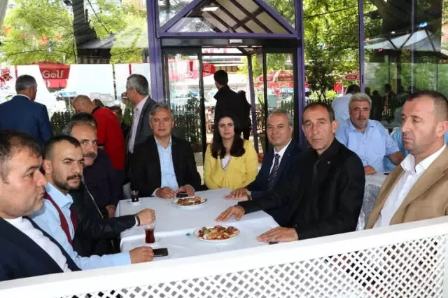 Zonguldak'ta Protokol Bayramlaştı Zonguldak'ta Protokol Bayramlaştı