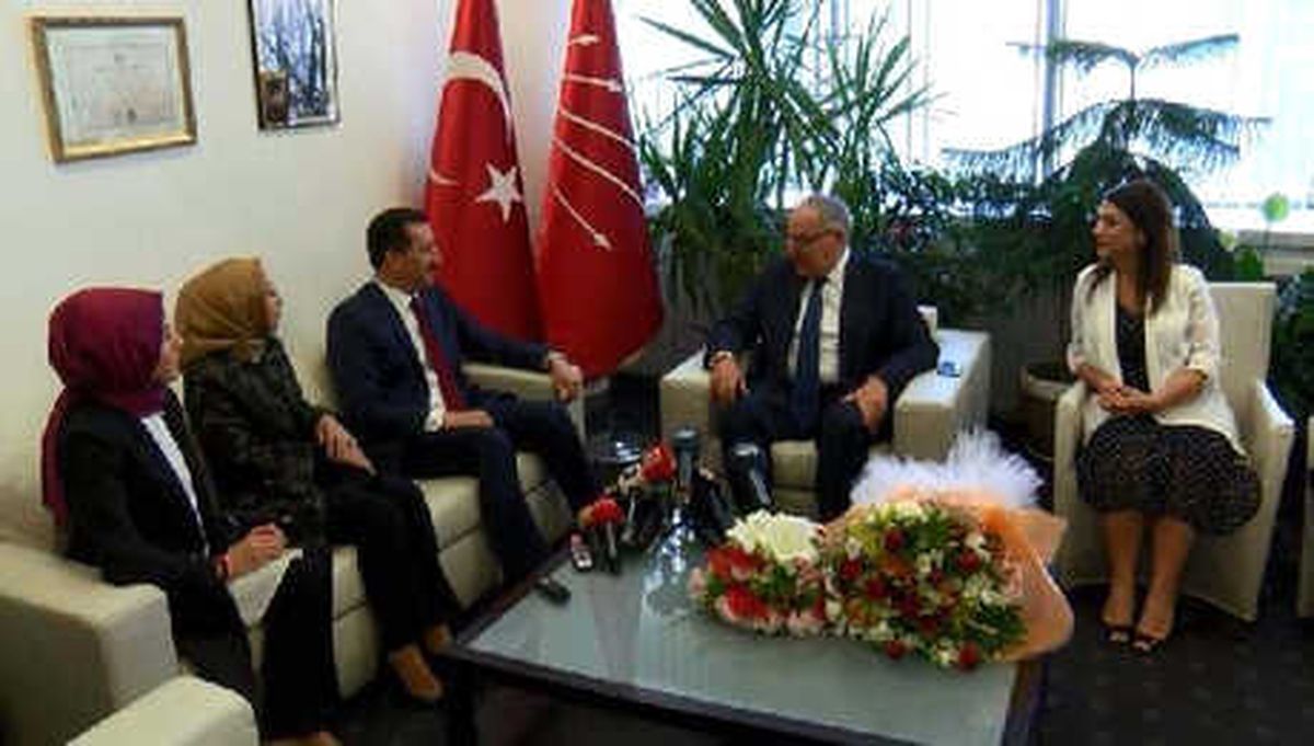 AK Parti'den CHP'ye Bayram Ziyareti
