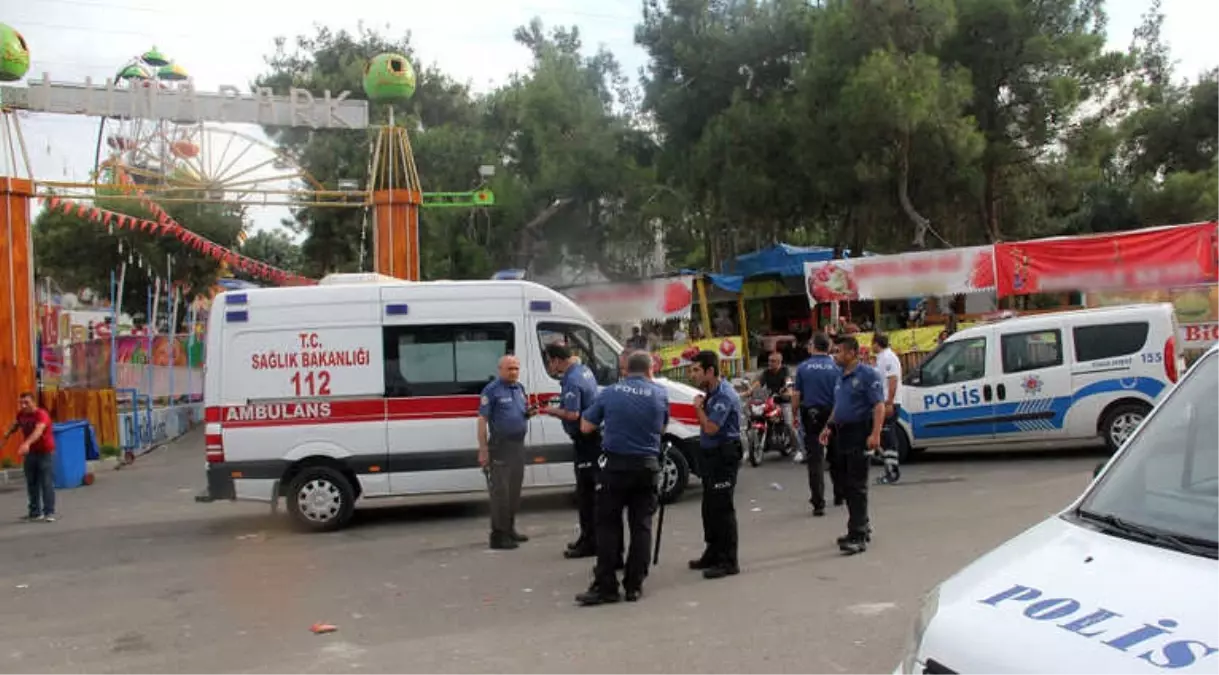 Lunaparkta Bıçaklı, Tüfekli Dönme Dolap Kavgası: 5 Yaralı