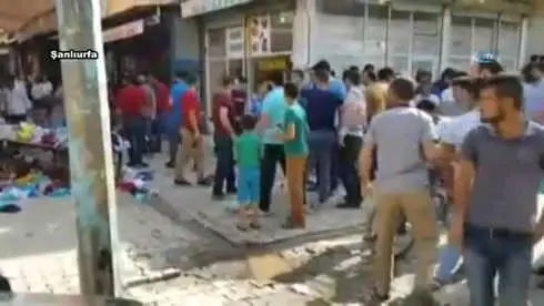 Suruç'taki Olayla İlgili Soruşturma: 19 Kişi Gözaltına Alındı Suruç'taki Olayla İlgili Soruşturma: 19 Kişi Gözaltına Alındı