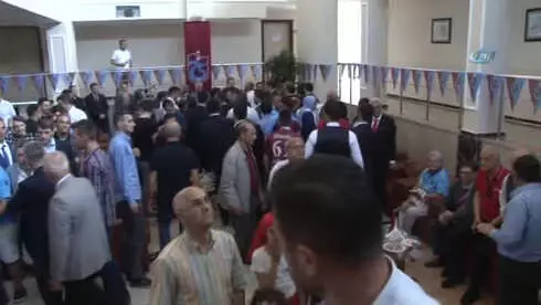 Trabzonspor'da Bayramlaşma Töreni Düzenlendi Trabzonspor'da Bayramlaşma Töreni Düzenlendi