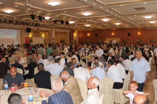 AK Parti Mardin Teşkilatı Bayramlaştı AK Parti Mardin Teşkilatı Bayramlaştı
