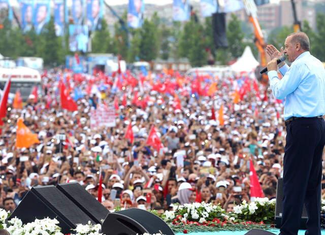 Erdoğan, Yenikapı Mitinginde Muhalefete Yüklendi: Öyle Soydular Böyle Soydular, Bu Ne Hayasızlık