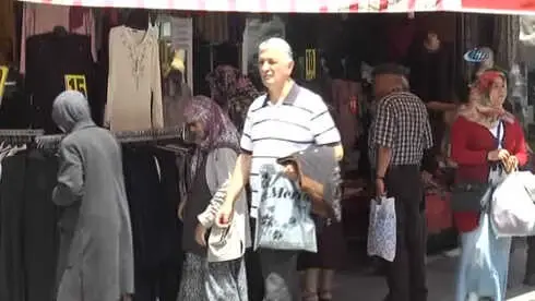 Kadınlar Alışverişte Haklarını Daha Çok Savunuyor Kadınlar Alışverişte Haklarını Daha Çok Savunuyor