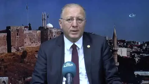 Milletvekili Nejat Koçer, Yangında Açıklanandan Fazla Kişinin Öldüğü İddialarını Yalanladı Milletvekili Nejat Koçer, Yangında Açıklanandan Fazla Kişinin Öldüğü İddialarını Yalanladı