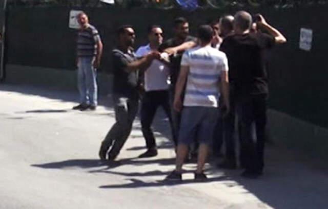 Adalar'a At Götüren Faytoncular Hayvanseverlere Tekme Tokat Saldırdı, O Anlar Kamerada