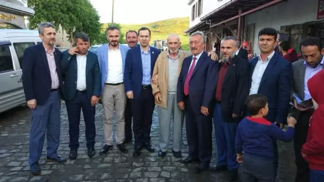 AK Parti Trabzon Milletvekili Adayları Seçim Çalışmalarını Sürdürüyor AK Parti Trabzon Milletvekili Adayları Seçim Çalışmalarını Sürdürüyor