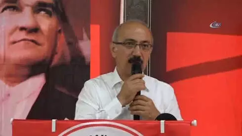 Bakan Elvan: 'Balık Çiftçilerini Karadan Bin 900 Metre İleri Taşıyacağız' Bakan Elvan: 'Balık Çiftçilerini Karadan Bin 900 Metre İleri Taşıyacağız'