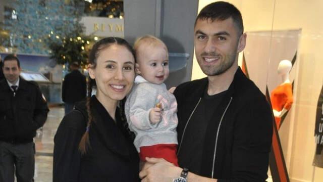 Burak Yılmaz ve Hande Doğandemir Baş Başa Görüntülendi