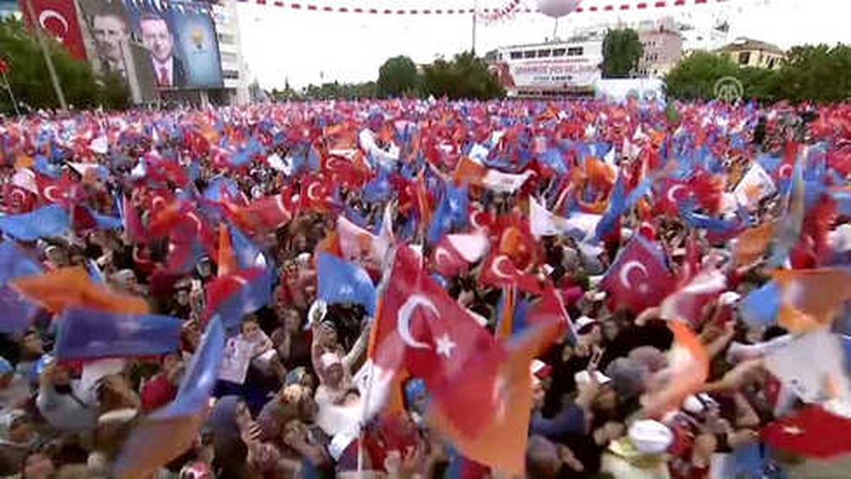 Cumhurbaşkanı Erdoğan: '1 Milyon 300 Bin Kişi Yenikapı'yı Doldurdu'