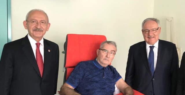 Kılıçdaroğlu'ndan Deniz Baykal'a Hastanede Bayram Ziyareti