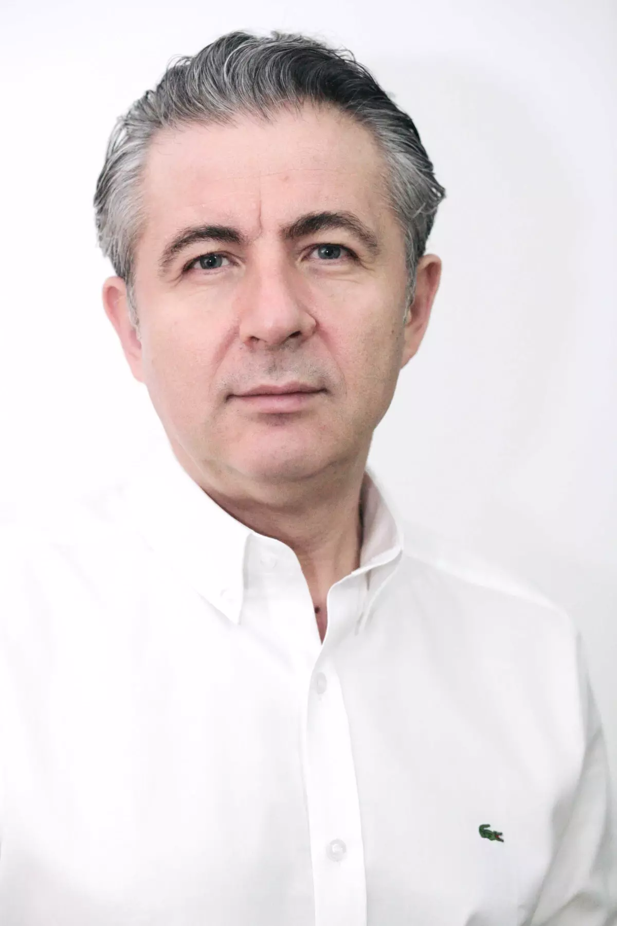 Op. Dr. Hüseyin Mutlu'dan babalar için bir başucu kitabı… 'Erkekler İçin Hamilelik Rehberi'