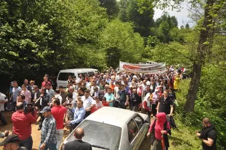 Trabzon'da Yayla Göçü Şenliği Düzenlendi Trabzon'da Yayla Göçü Şenliği Düzenlendi