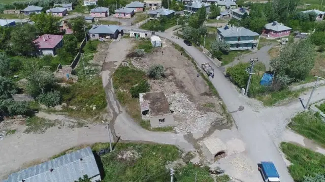 Tuşba'da Parkı Olmayan Mahalle Kalmıyor Tuşba'da Parkı Olmayan Mahalle Kalmıyor