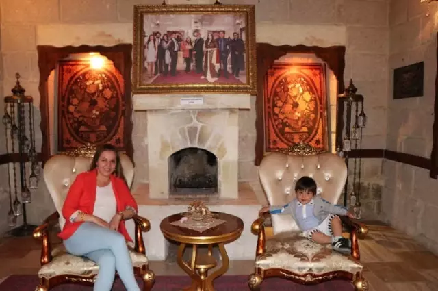 Aşk ve Mavi Dizisinin Konağı Ziyaretçi Akınına Uğruyor
