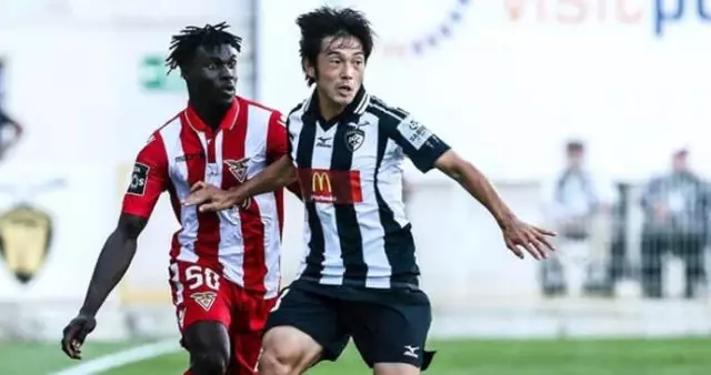 Galatasaray Japon Yıldız Nakajima'yı Listesine Aldı