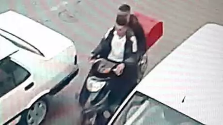 Mitingden Dönen Otomobile Ateş Açtığı İleri Sürülen 2 Kişi Gözaltına Alındı